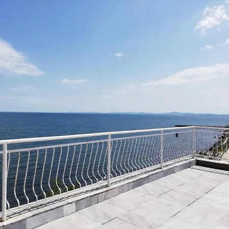 Homestay Dom Panorama-apartmany Chantall Ravda